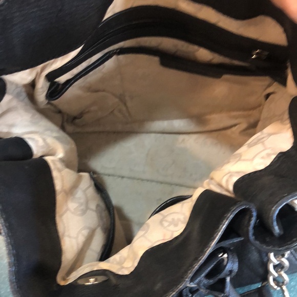 💙Michael Kors Lock Black Chain Tote  Bag! Please see description! Leather Bag! - Picture 11 of 14